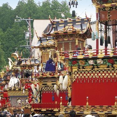秋の高山祭ツアー募集